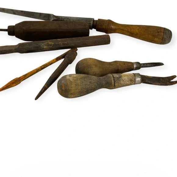 Vintage Woodworking Tool Lot Awls Chisels Gouge Tack Puller 12” - Rustic Decor - Picture 9 of 12